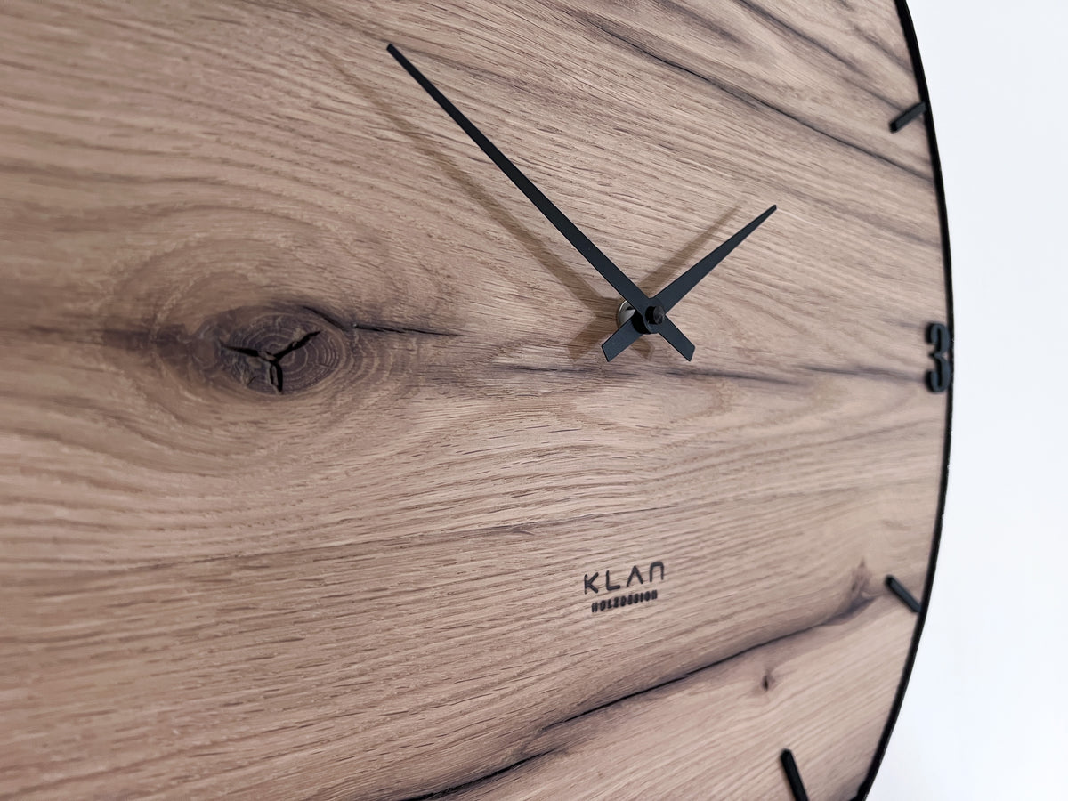 Wanduhr aus Altholz Eiche 55 cm – handgefertigtes Unikat NO 578