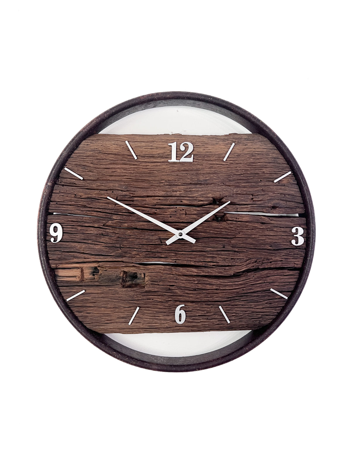 Handgefertigte Wanduhr aus Altholz-Eiche 40 cm im originalen Weinfassring – No. 556 – Gesamtansicht