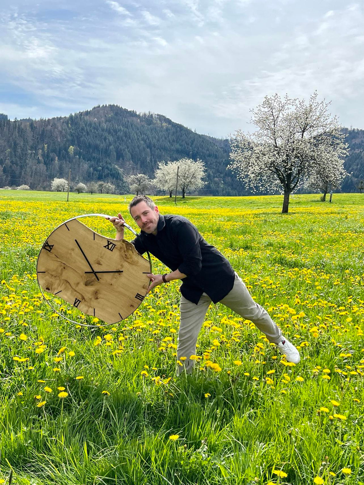 André von Klan-Holzdesign in der Schwarzwald-Manufaktur
