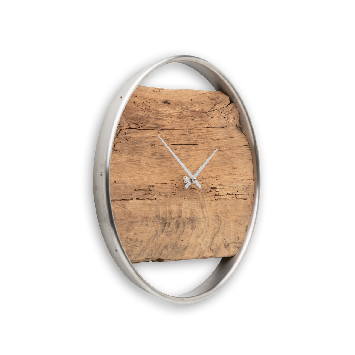 Handgefertigte Wanduhr aus Altholz-Eiche 40 cm im minimalistischen Design – No. 569 – Detailansicht