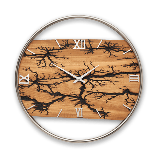 Handgefertigte Wanduhr aus Ulmenholz 45 cm mit Blitzstruktur – No. 108 – Gesamtansicht