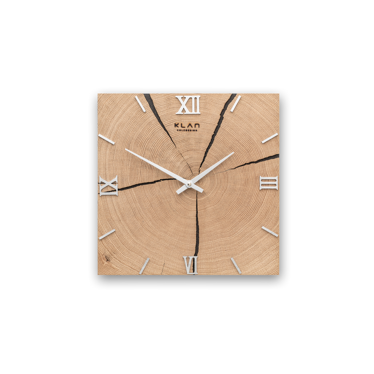 Handgefertigte Quadratische Wanduhr aus Eiche 30 × 30 cm – No. 261 – Gesamtansicht
